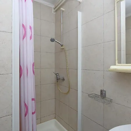 12592a Апартаменты *